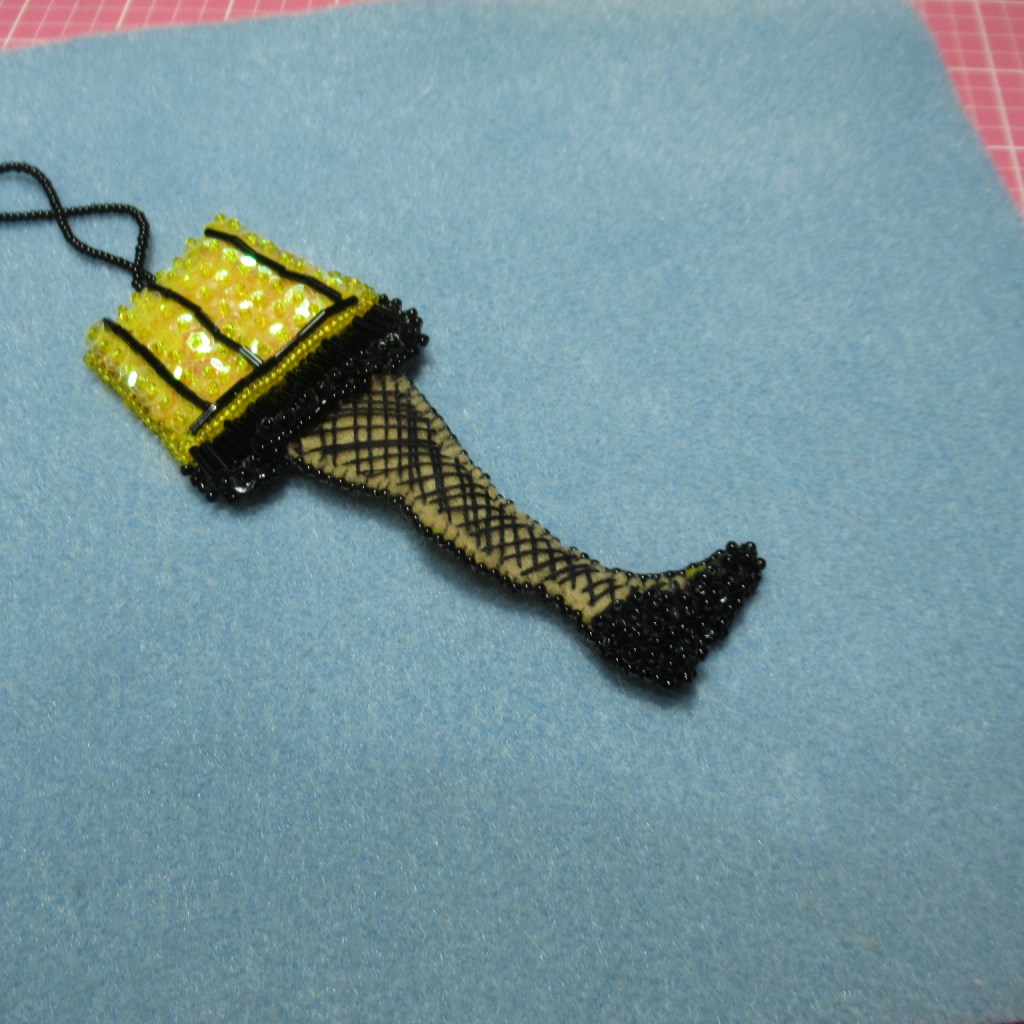 Leg Lamp Beaded Ornament&nbsp;tutorial